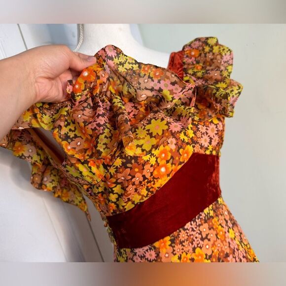 1970s Empire Waist Velvet and Floral Maxi Dress - Picture 5 of 10